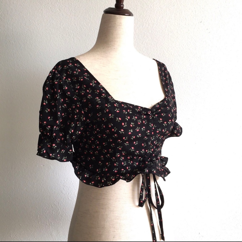 Drawstring Black Floral Crop Top - Small